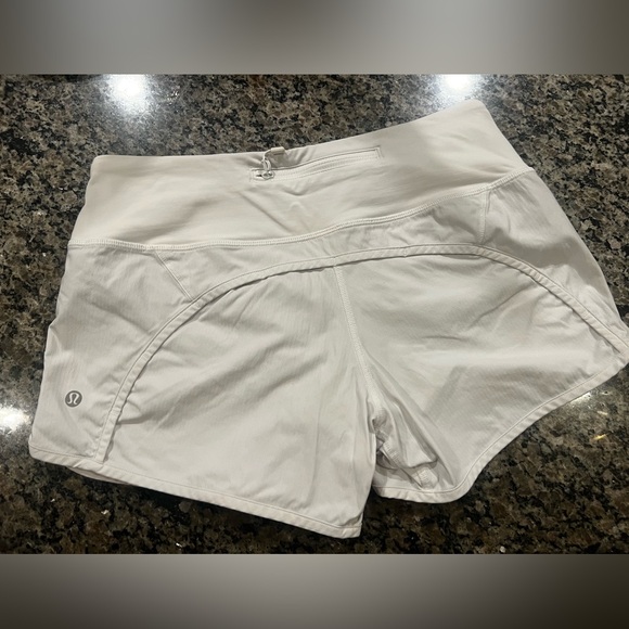 Lulu lemon running shorts speed up low rise - Picture 9 of 9